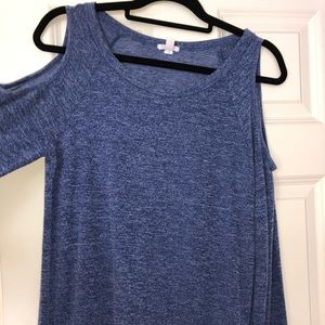 t shirt cold shoulder
